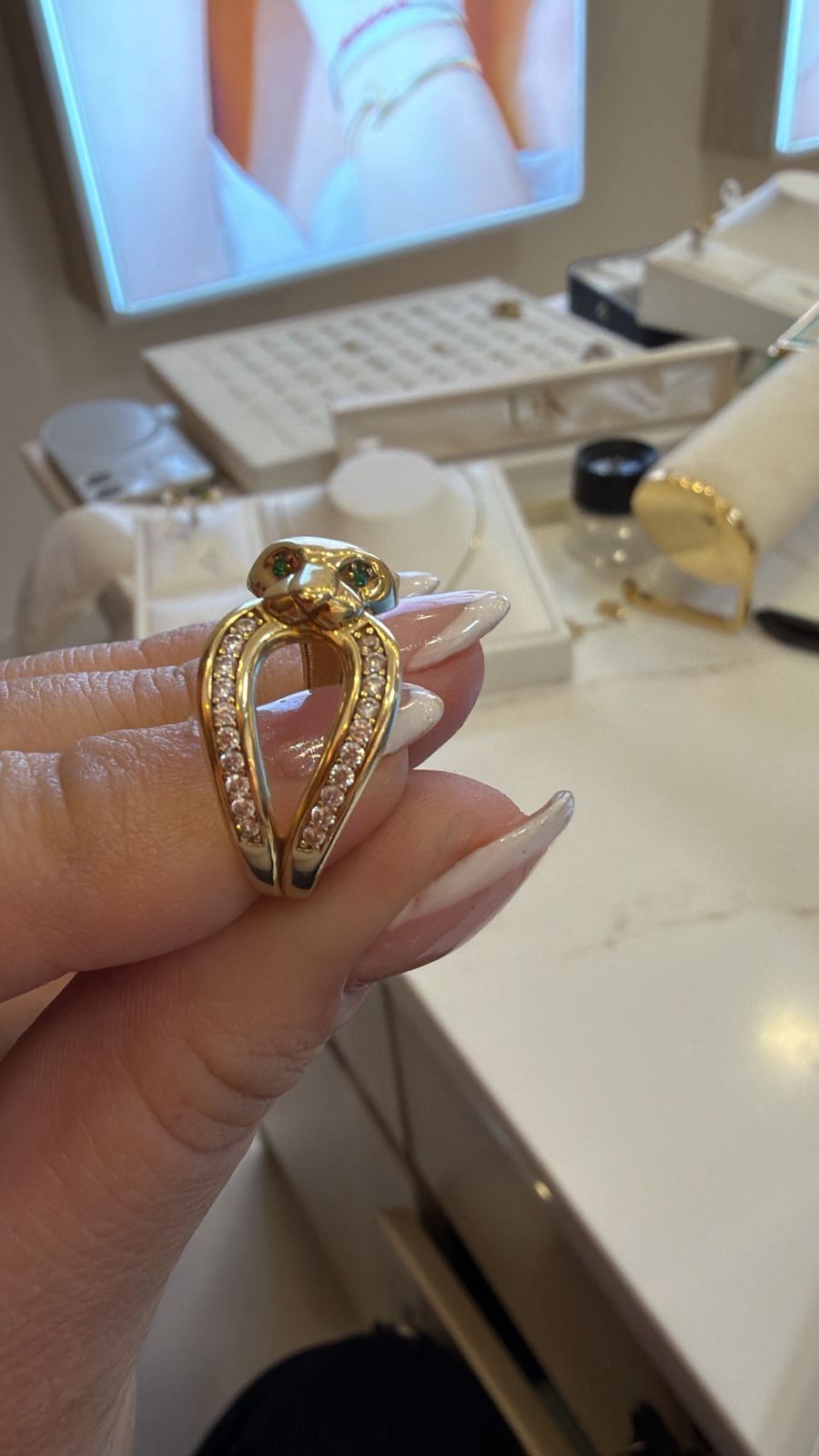 ANILLO PANTERA 18K 3.2GR
